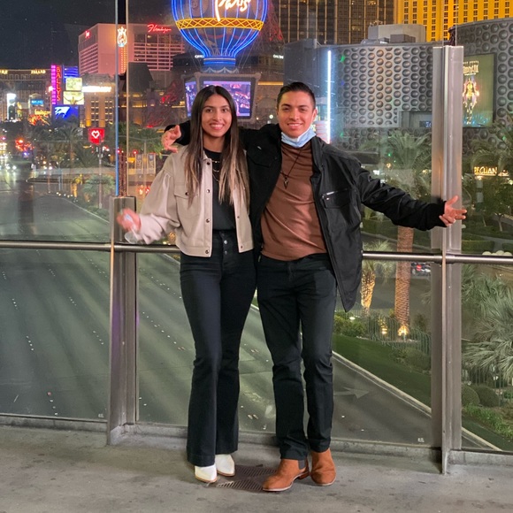 Meet your Posher, Jaceline - Picture 2 of 12